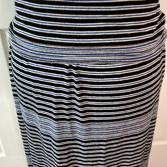 ▪️Max Studio▪️ - Picture 2 of 5